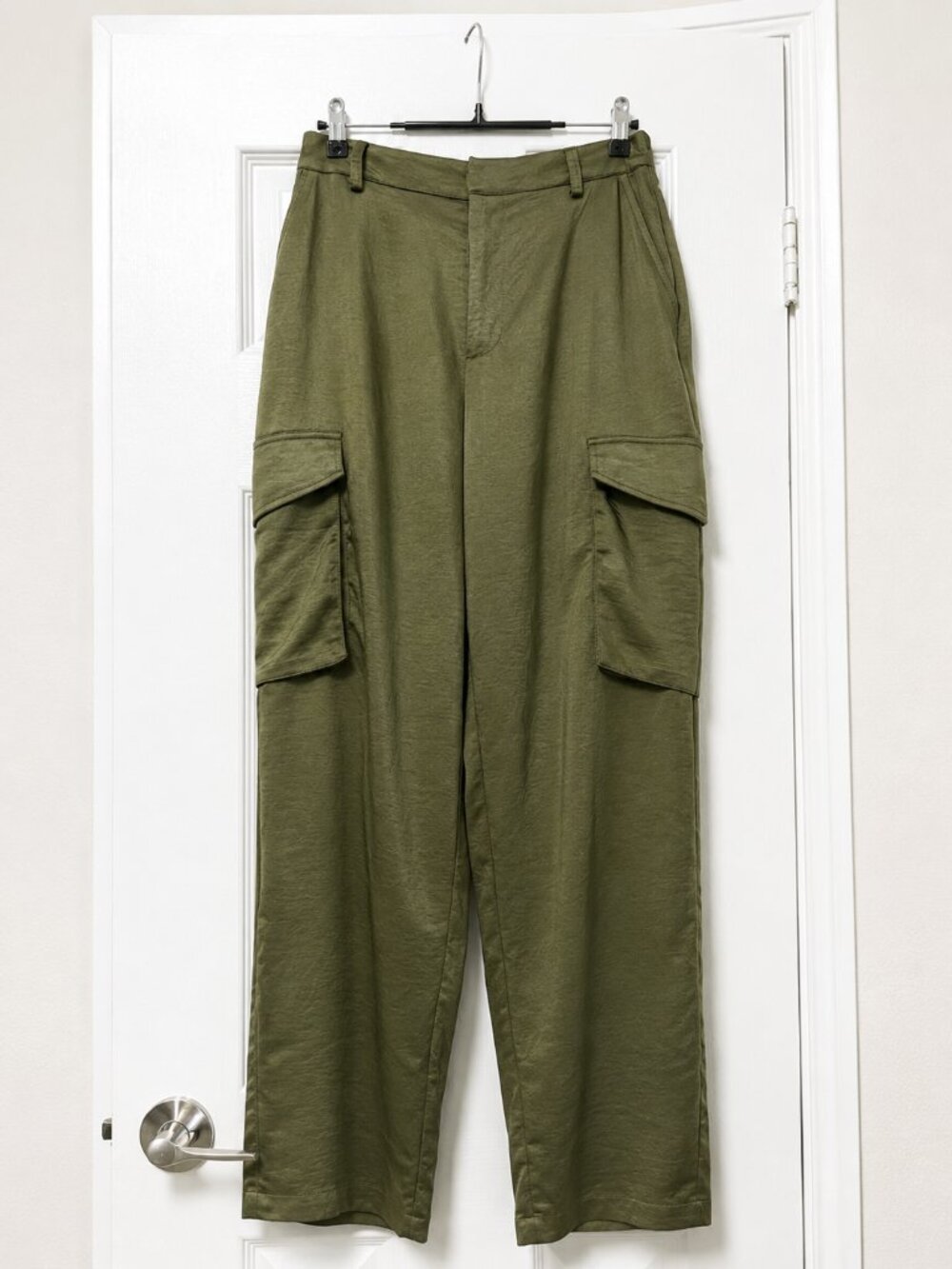 Good American cargo pants - Picture 2 of 4